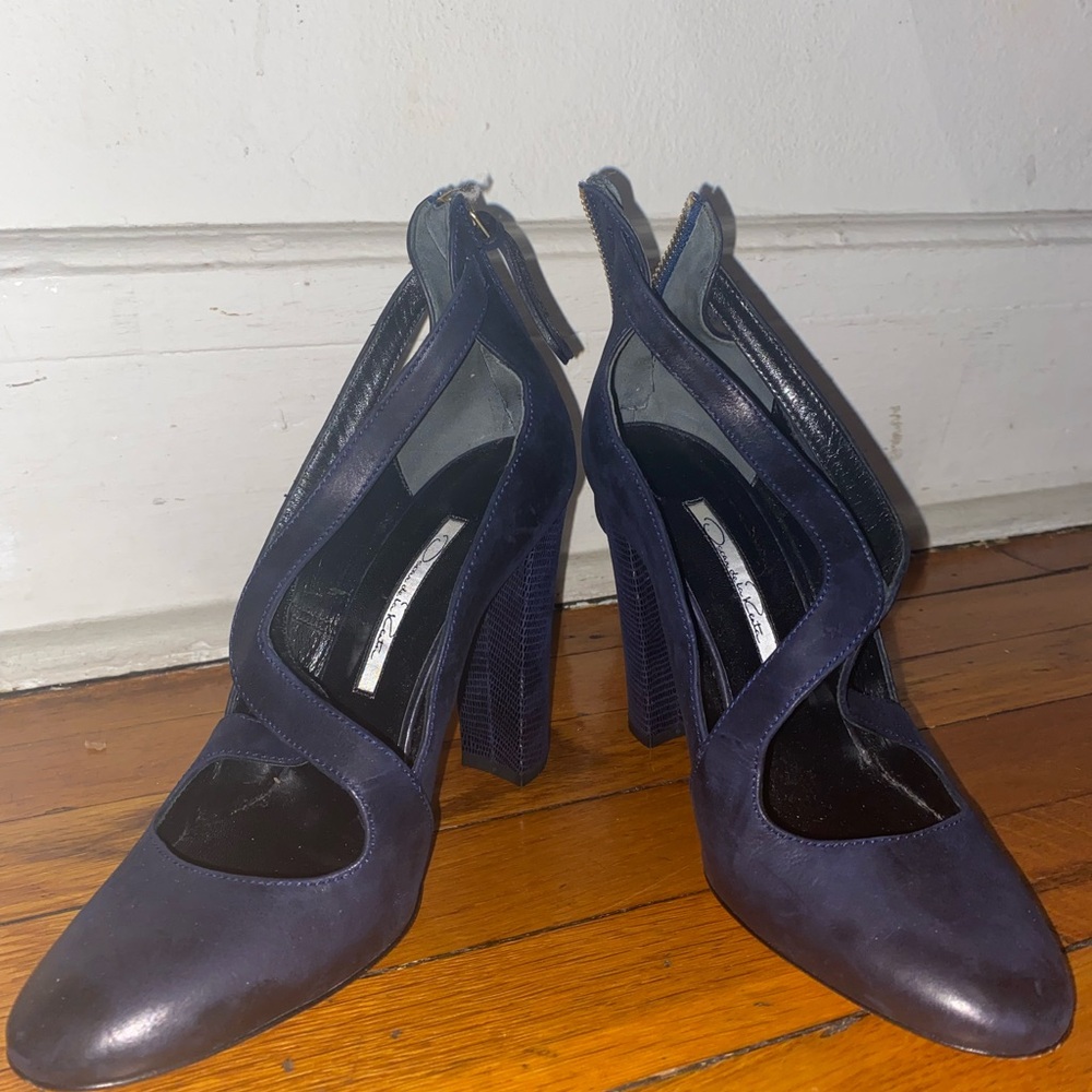 Oscar de la Renta Navy Women's Heels